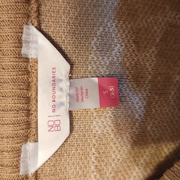 Sweatshirt - Picture 3 of 3